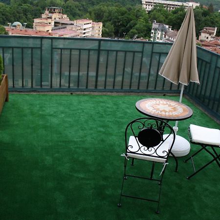 Апартаменты Leon Rent Studio 8 Велико-Тырново Экстерьер фото