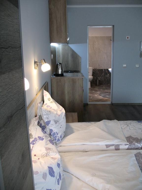 Апартаменты Leon Rent Studio 8 Велико-Тырново Экстерьер фото